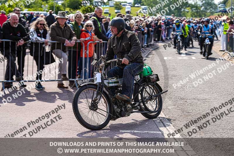 Vintage motorcycle club;eventdigitalimages;no limits trackdays;peter wileman photography;vintage motocycles;vmcc banbury run photographs